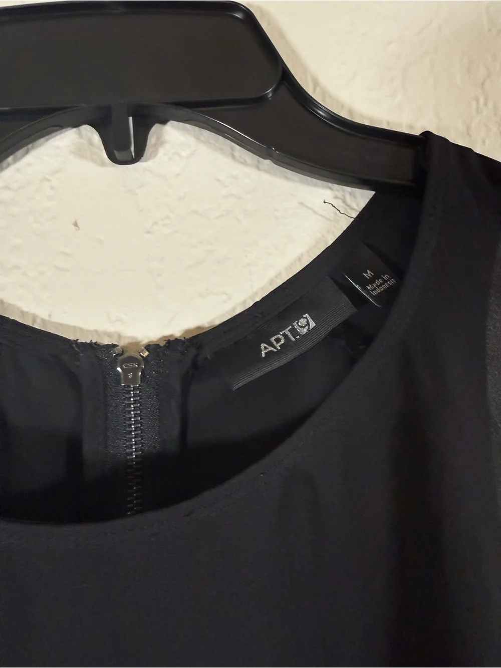 Apt9 Black Sleeveless Blouse Womens Tank Top Zipper Back Size Medium - Picture 3 of 8